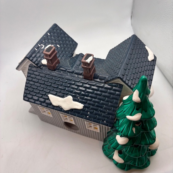 Vintage Department 56 Snow Village Grandma's Cottage #54208 - Picture 6 of 13